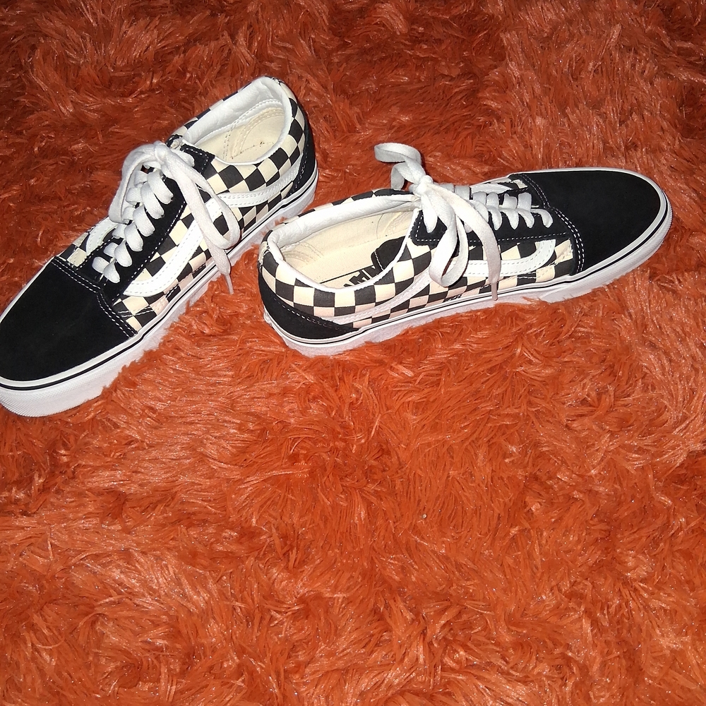 Vans Old Skool Checkerboard Sneakers in Black & Cream - Picture 5 of 8